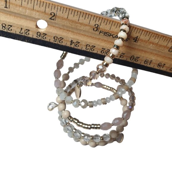 Elegant Multi-LayerBeaded Stretch Bracelet With Teardrop Charms 7" Circumference - Picture 3 of 4